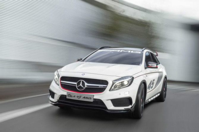  GLA 45 AMG ī
