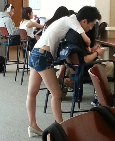 순간 머뭇거리는 착시..