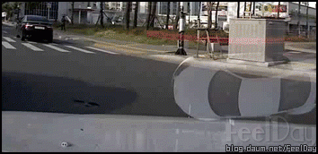 김여사, 무개념 끼어들기 사고후 삿대질까지.gif 