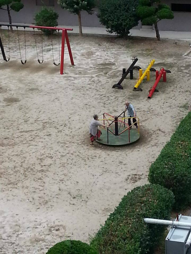 어느 놀이터 사진.... ^^
