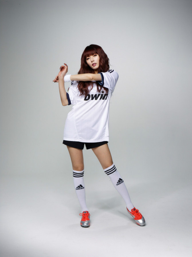 현아 & 시노자키아이
