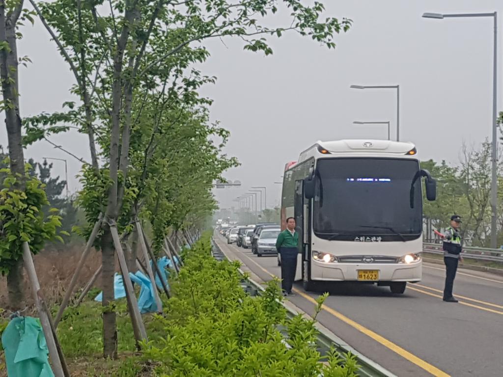 지금 아라뱃길 교통사고 현장ㄷㄷ | 보배드림 교통사고/블박