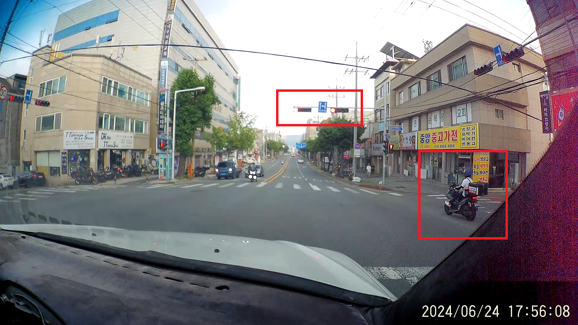 01 대전유성나0115 신호위반 오토바이 02.png