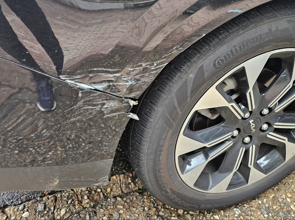 내차 사고사진 1.png