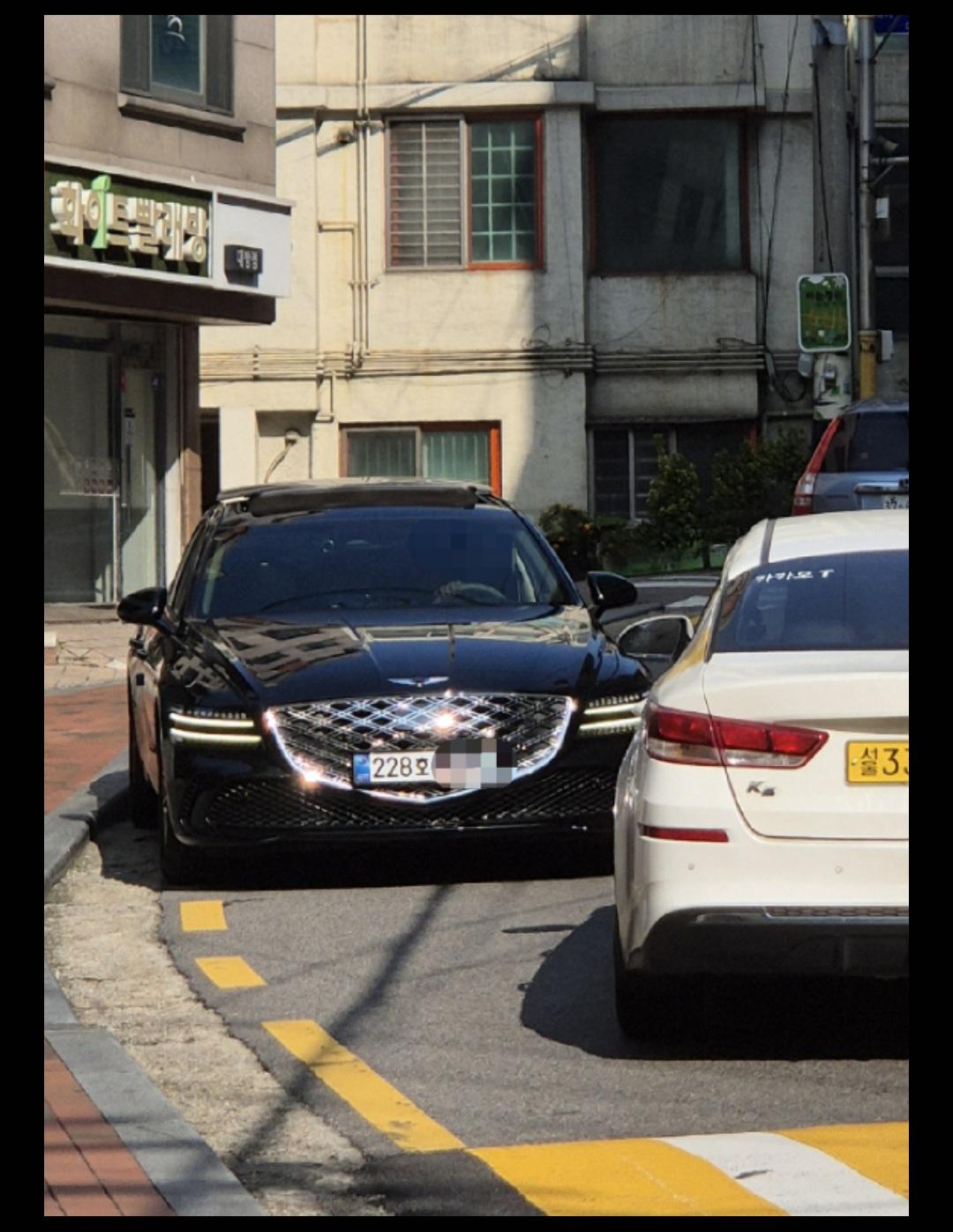 Screenshot_20251029_122701_Photo Editor.jpg