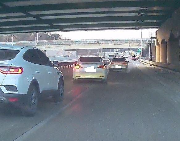 66모7214 위반사진.JPG