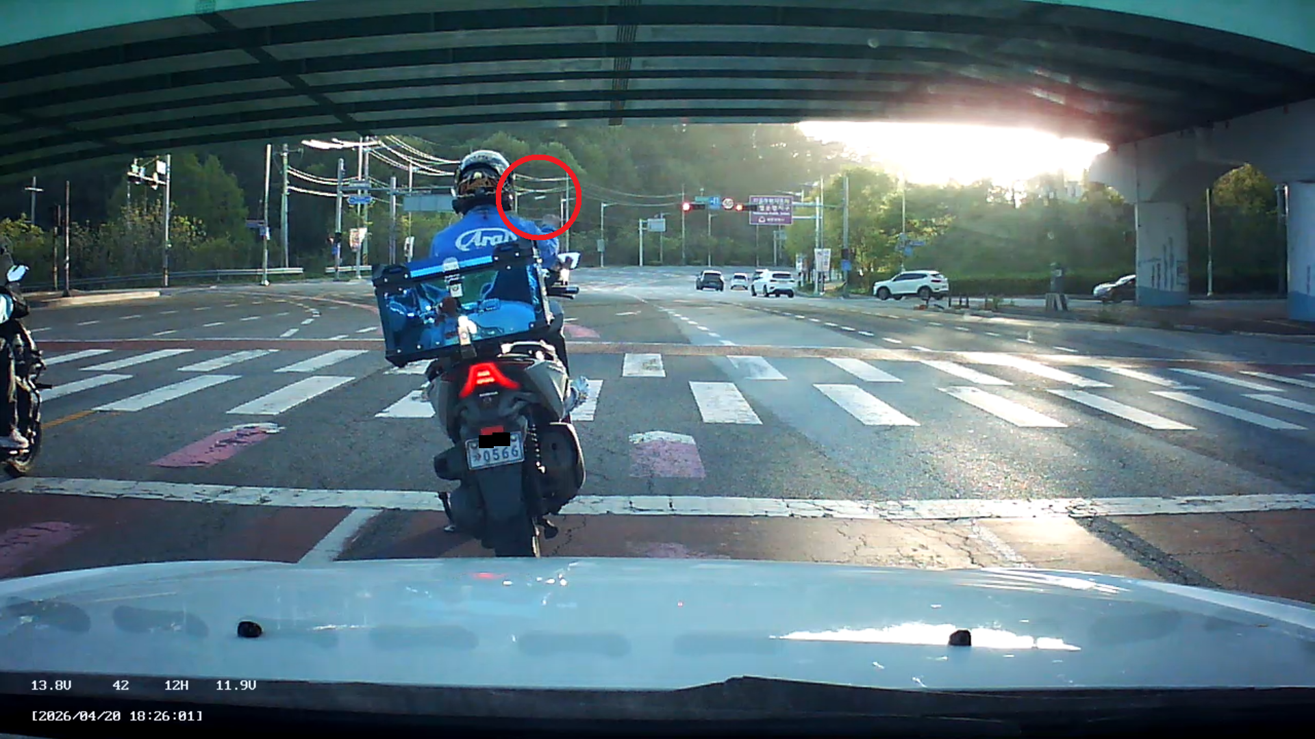 대전대덕차0566 담배꽁초무단투기 오토바이 01.PNG