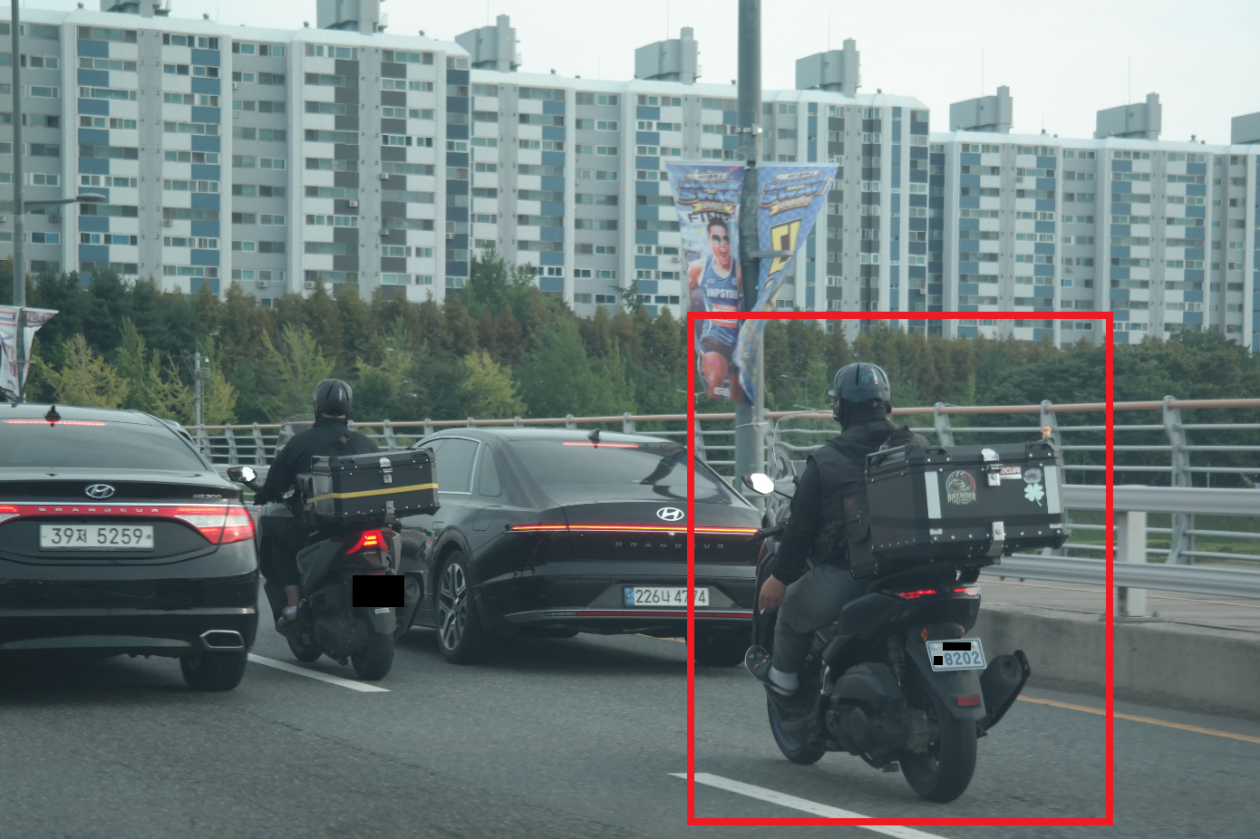 충북청주마8202 담배꽁초무단투기 오토바이 02.PNG