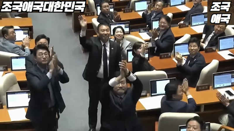 [속보] 박은정, 법무부장관 유력_썰_에 대한 답변! 최욱이 다 했다 (영상출처 _ 매불쇼) 16-41 screenshot.png