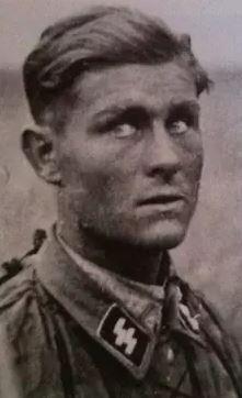 베르너 울프4.jpg