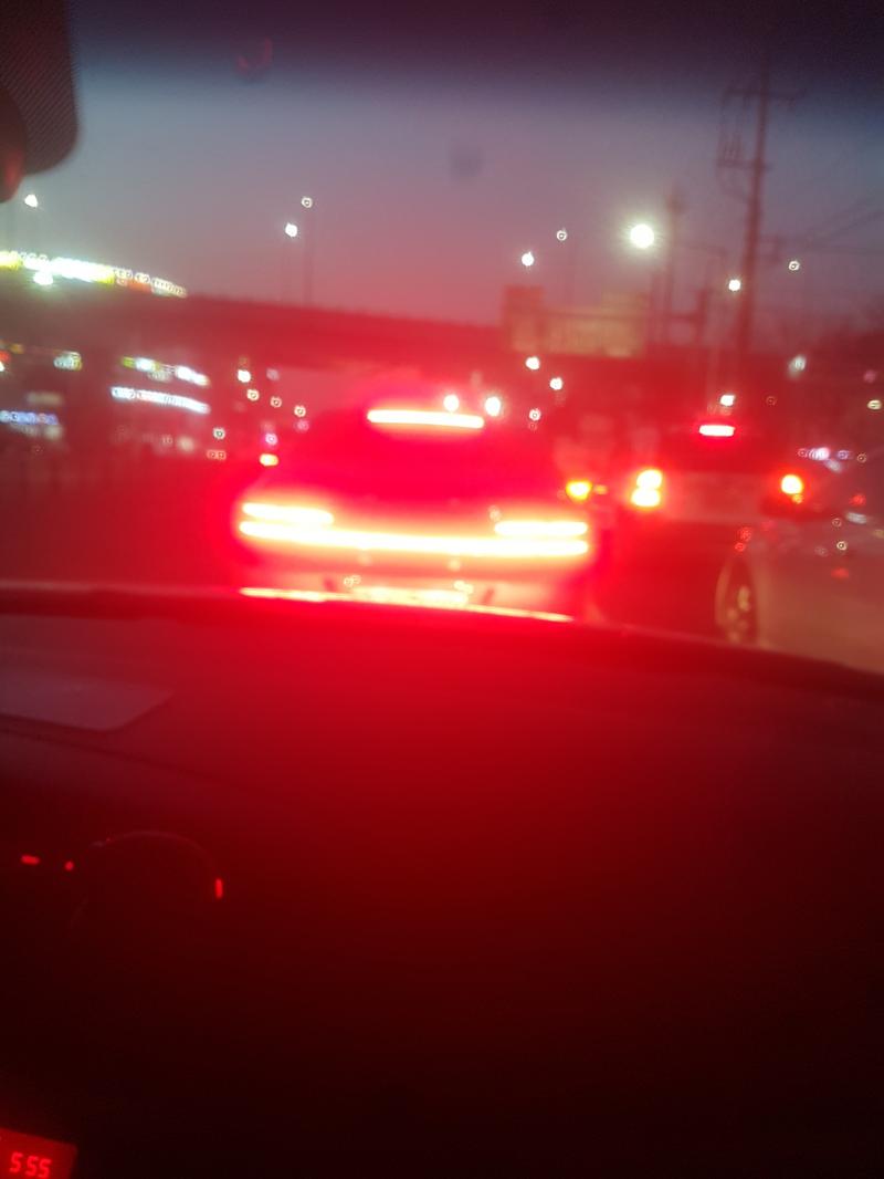 G90보면 눈깔아야하나요? | 보배드림 자유게시판