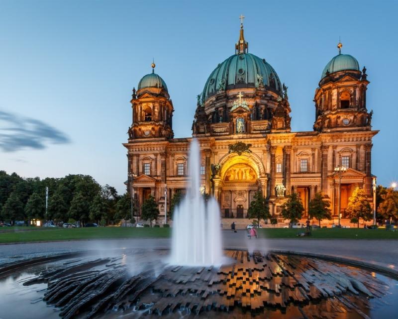 Berlin-Cathedral-architecture-Germany-night-fountain_1280x1024.jpg