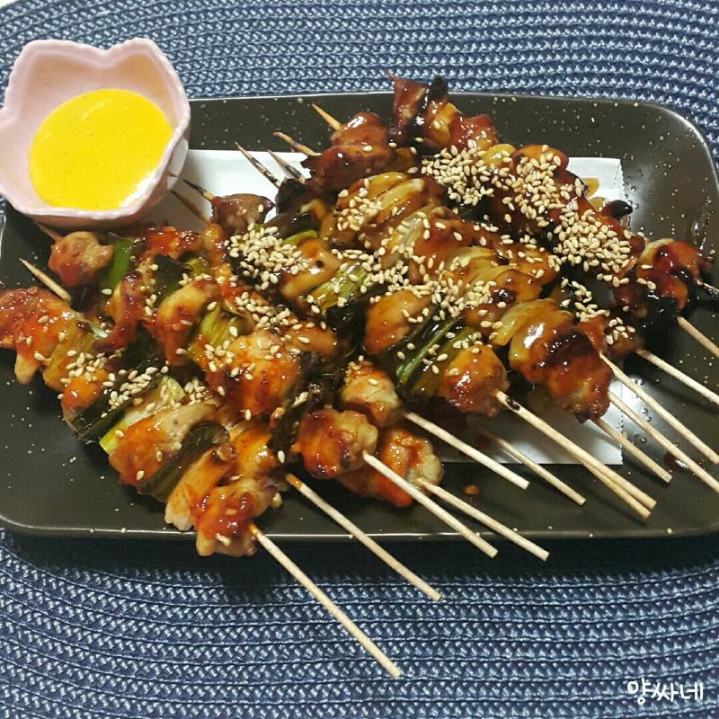 흠...꼬치구이...비싸긴 비싸네여....ㅋ | 보배드림 자유게시판
