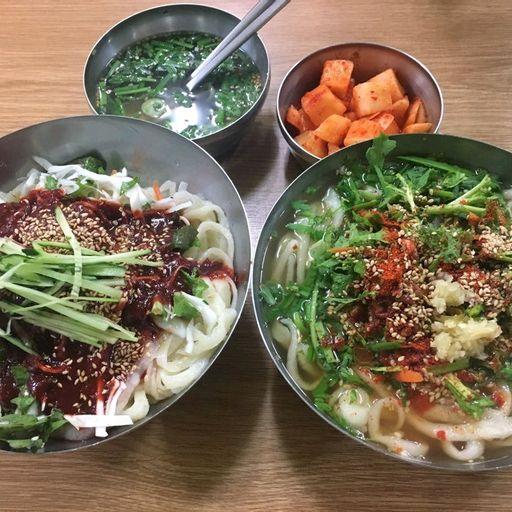 빗방울도 떨어지고 날씨가 추우니 부산 칼국수가 땡긴...... | 보배드림 자유게시판
