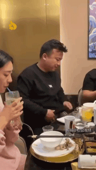 7b37a5e2dd843d9646335c08b0353471f1c36fe3.gif
