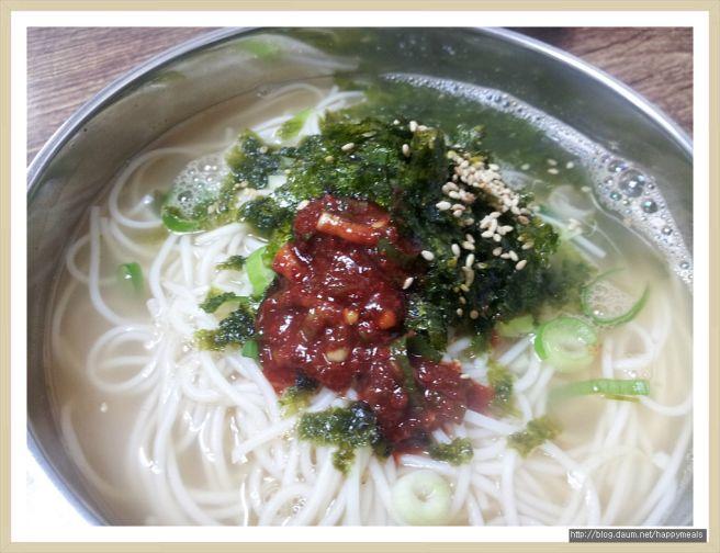 홍두깨칼국수 이미지