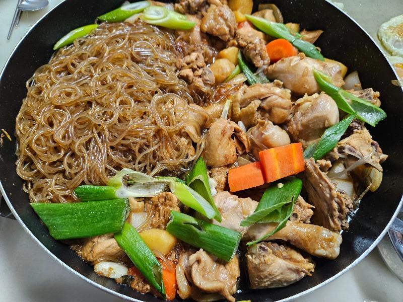직장에서 해먹는 3천원 점심 찜닭 | 보배드림 자유게시판