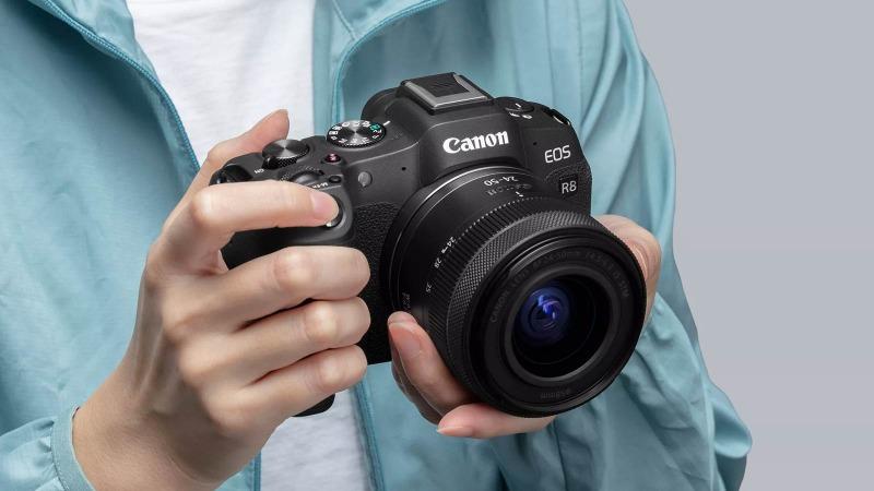 Canon-EOS-R8-DSLR-Camera-main.jpg