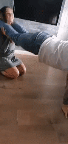 Mobile_story_2ca1e9c6-216d-4243-92f9-c07a9d259820.gif