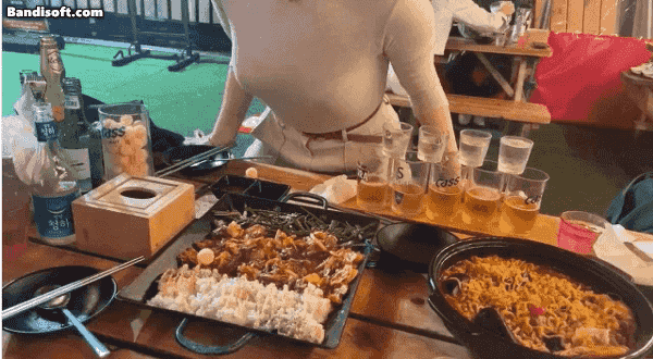 jss61700992625_429288737.gif