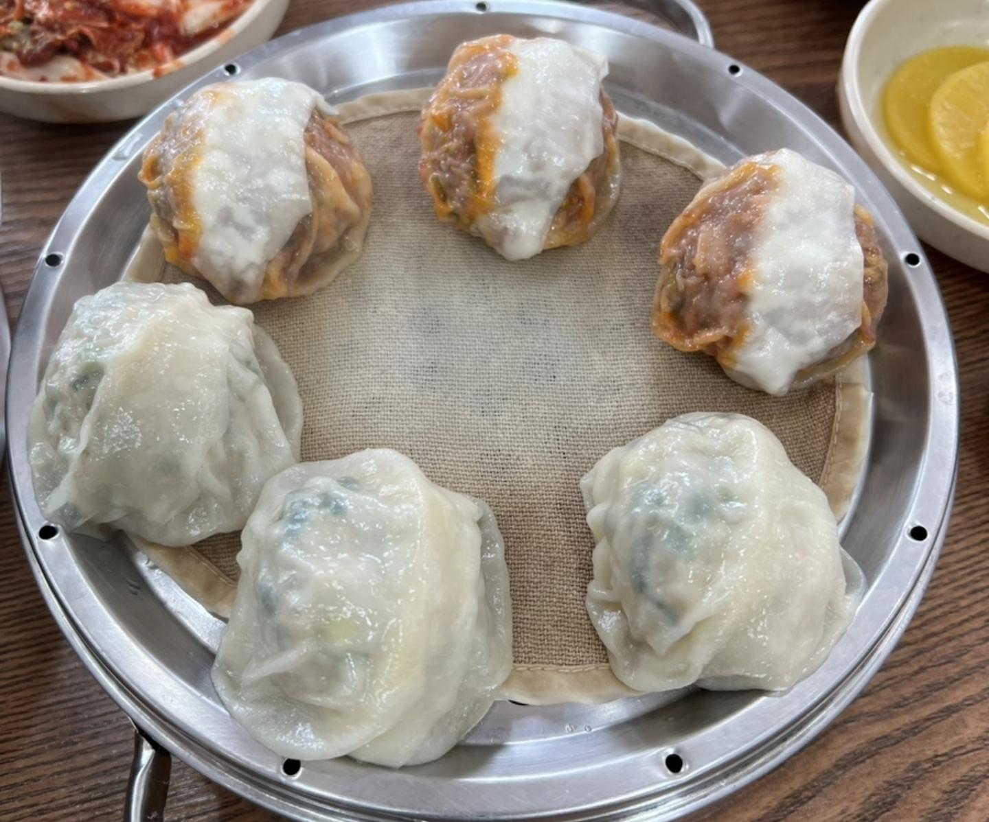 Screenshot_20260416_090602_Samsung Internet.jpg