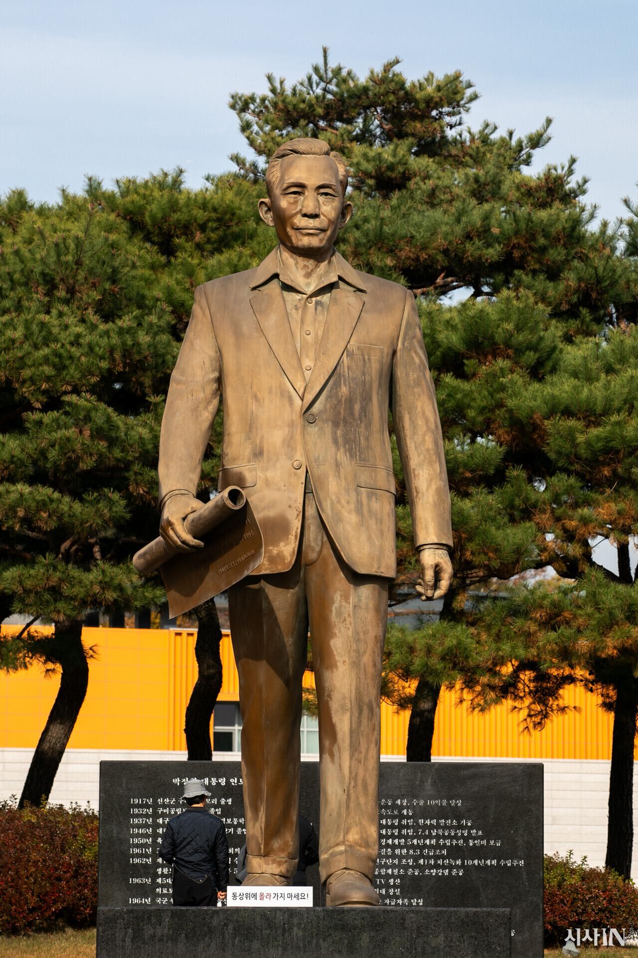 54453_102879_3601.jpg