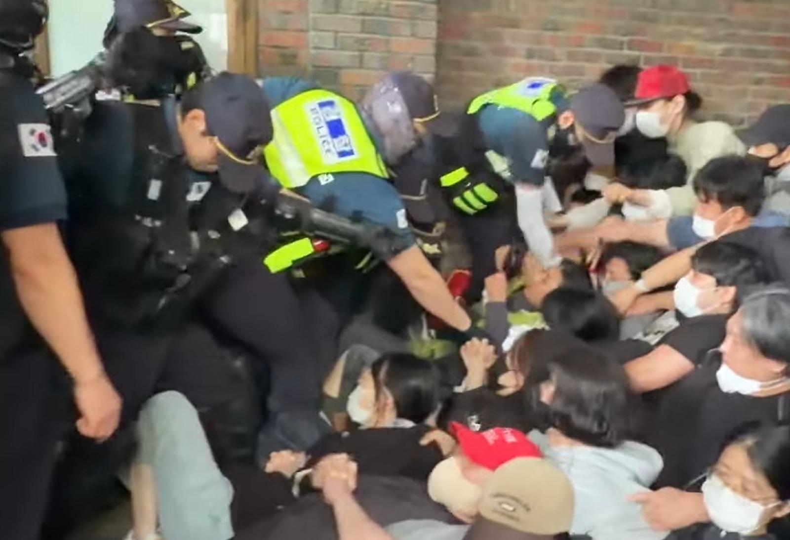 사용자 지정 2.jpg