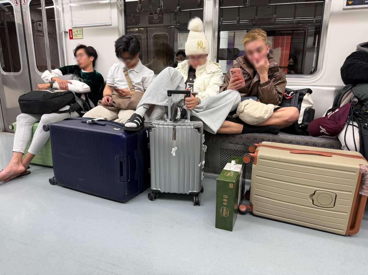 566454895_719933224448517_8986126486749444070_n (2).jpg