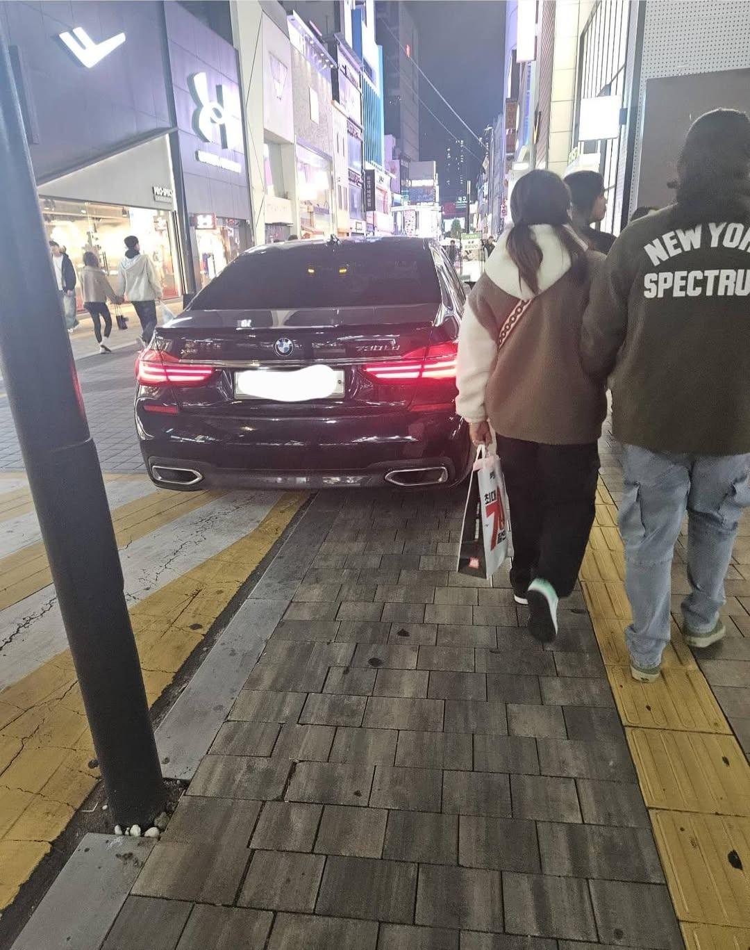 보배드림 베스트글-대구 동성로 인도주차 99대 신고 완료https---<A HREF=