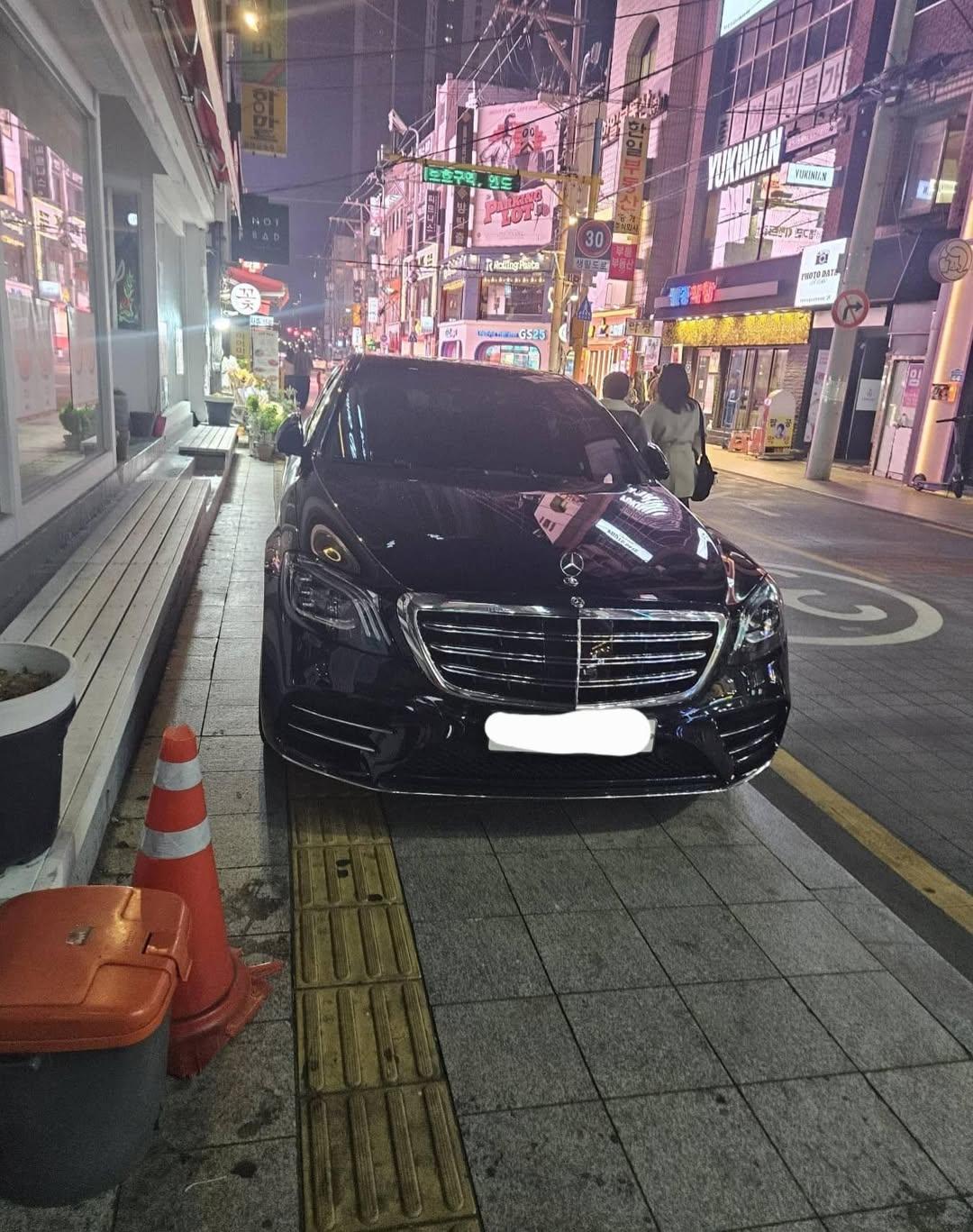 보배드림 베스트글-대구 동성로 인도주차 99대 신고 완료https---<A HREF=