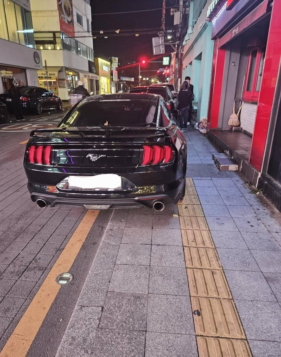 보배드림 베스트글-대구 동성로 인도주차 99대 신고 완료https---<A HREF=