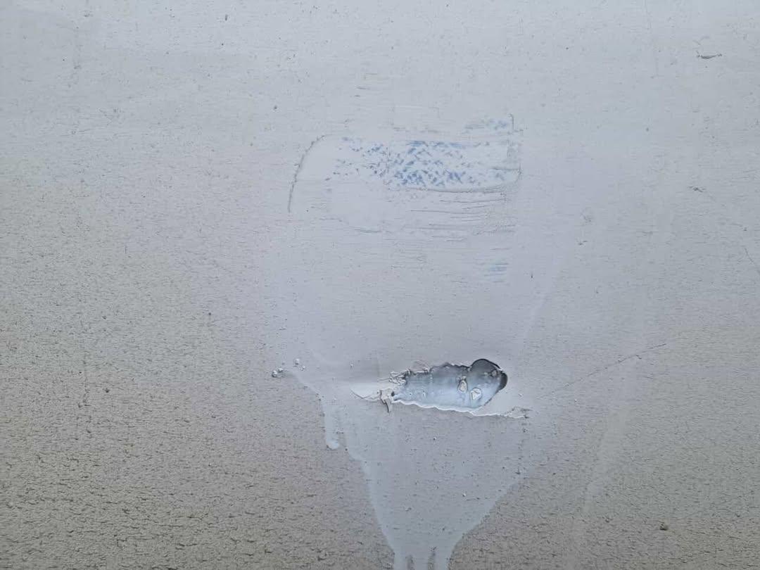 인스타 DM 제보-제보 내용-차량 운전석 문짝 사고 후락카로 대놓고 뿌리고 도주근처에 CCTV가 없다 하네요관할 경찰 접수하니까순서대로 진행하기 때문에잡기 어려울 거 같아요.jpg