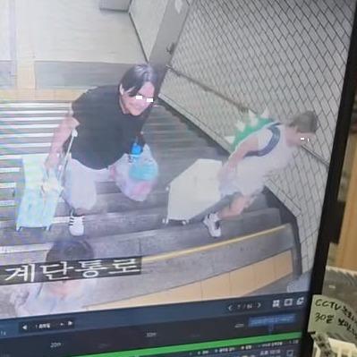 클릭하시면 원본 이미지를 보실 수 있습니다.