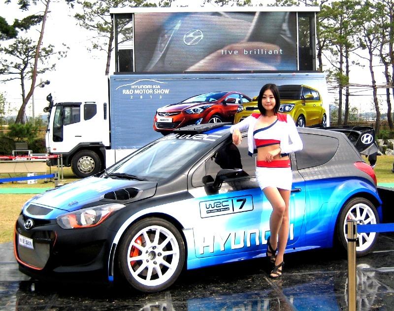 lovely_lady__lovely_rally_car_by_toyonda_d7p1mo6.jpg