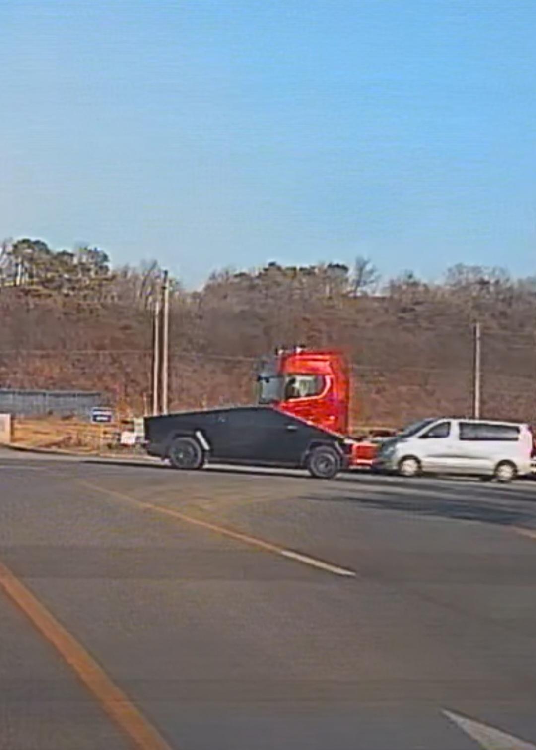 Screenshot_20260307_164456_Video Player.jpg