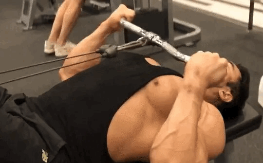 Nip slip during lifting.gif