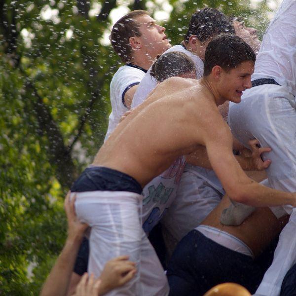 projectq_morning_fix_hot_shirtless_navy_guys_05__large.jpg