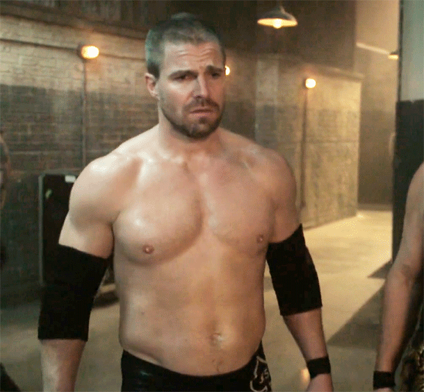 Stephen Amell - Heels2.gif