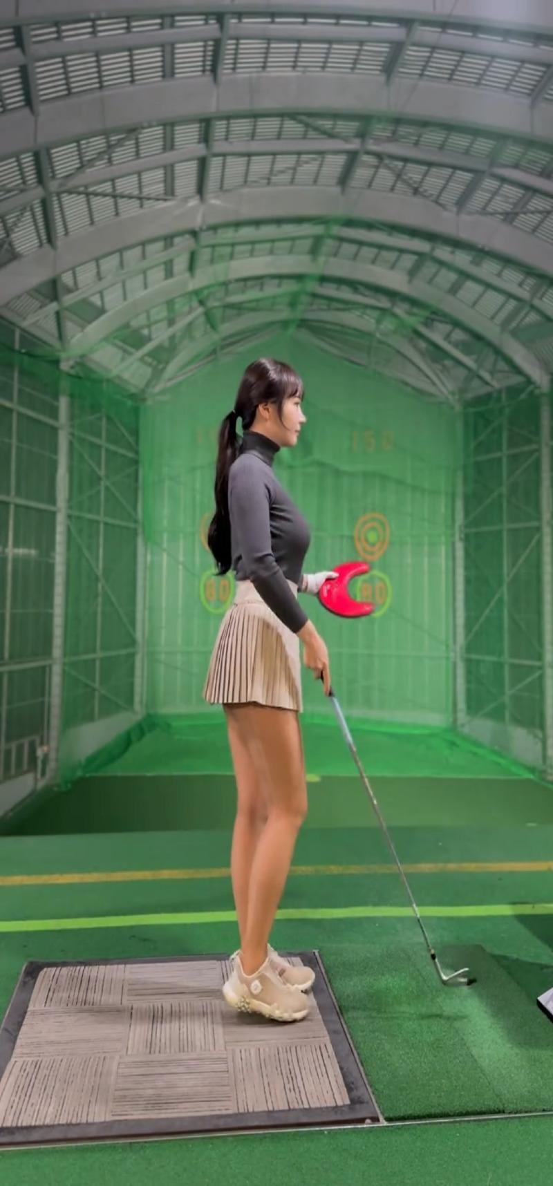 Screenshot_20250502_021759_MX Player.jpg