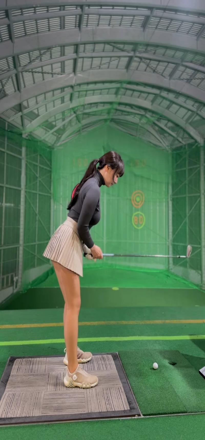 Screenshot_20250502_021847_MX Player.jpg