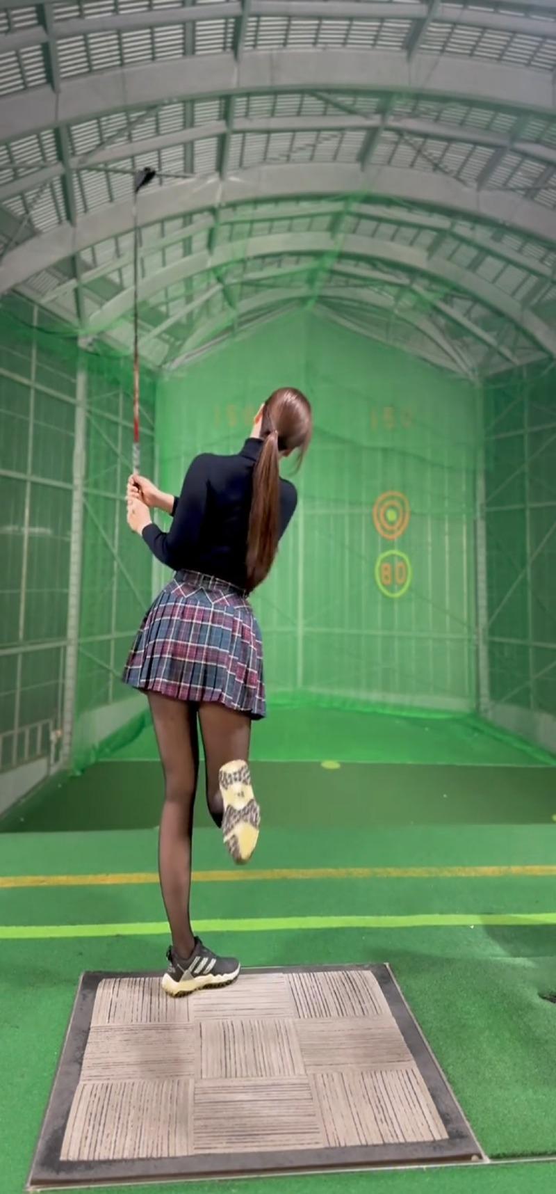 Screenshot_20250504_094250_MX Player.jpg