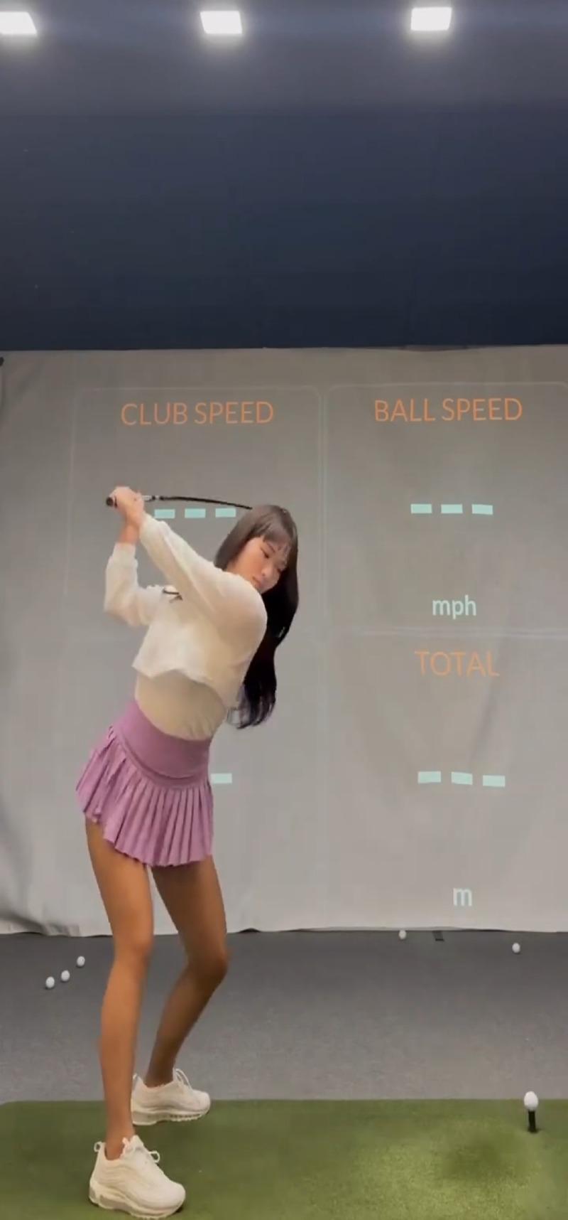Screenshot_20250504_095831_MX Player.jpg