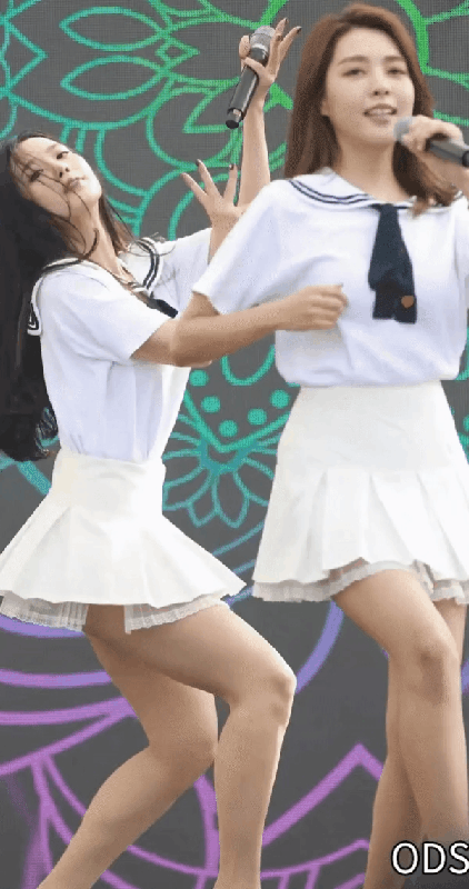 3275f49954ea4af4afcd14edd935fd16.gif