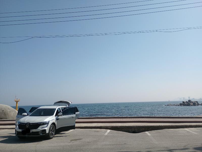 자꾸낑기지마 님의 