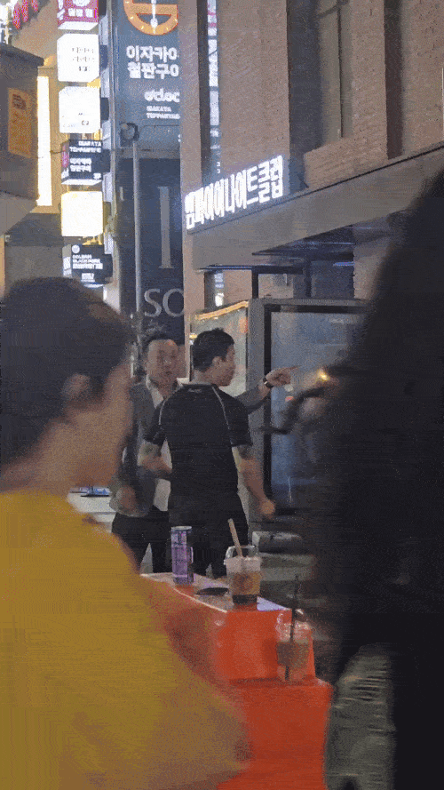 1000008870_1-ezgif.com-optimize.gif