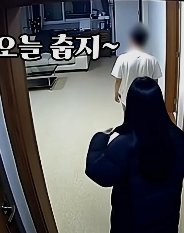 Screenshot_20260205_190645_YouTube.jpg