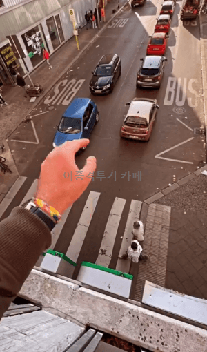 3c171d85f61632736893258997fc560cbd101309.gif