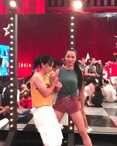 d5450d8a1fdbd513315b42d1680bd10366eb919e.gif