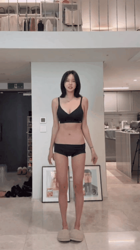 GIF_20260218_211946_395.gif