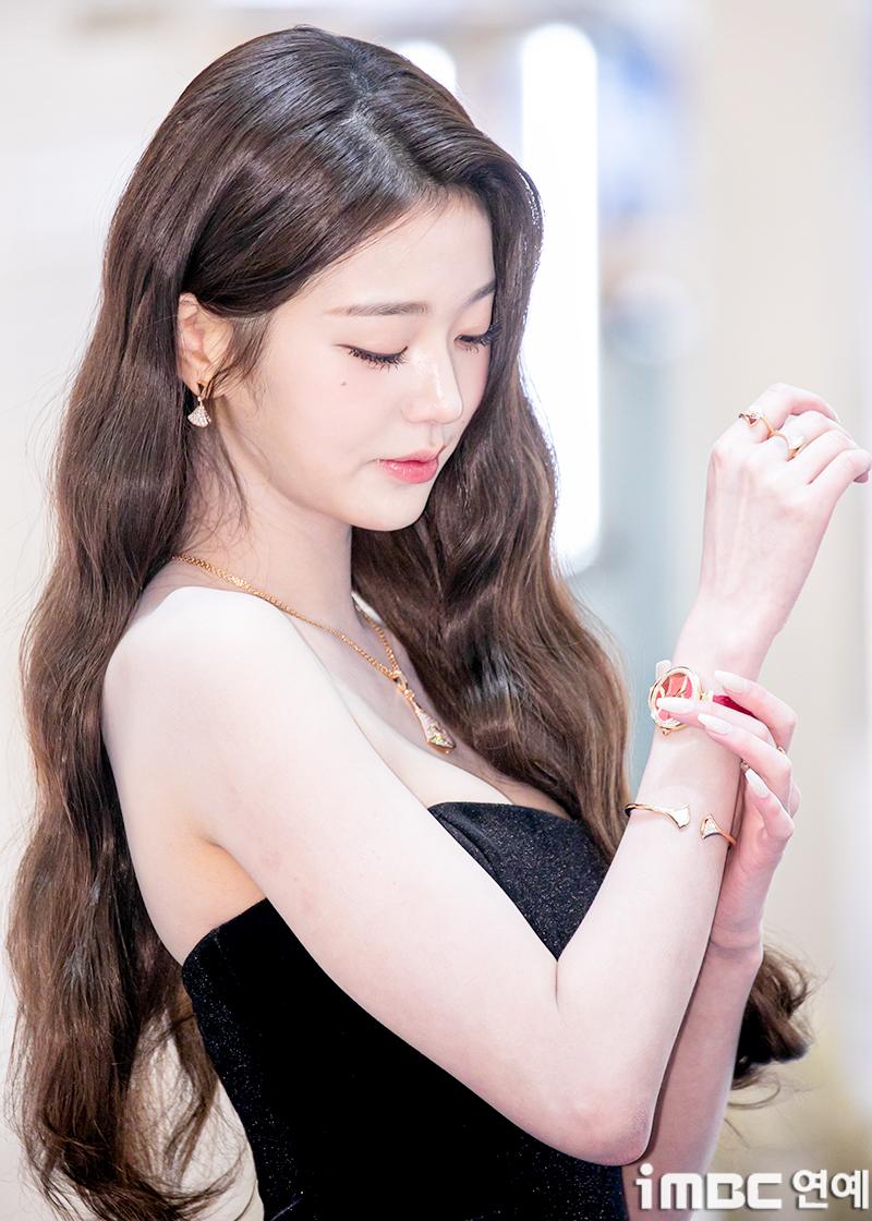 01aa6644-256e-45fe-8fba-2bd4ddebe4a0.jpg